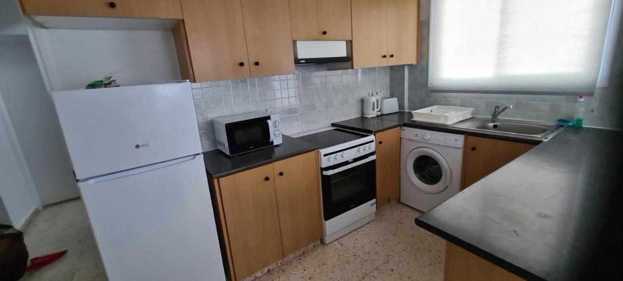 Latchi Area Apartments Екстериор снимка
